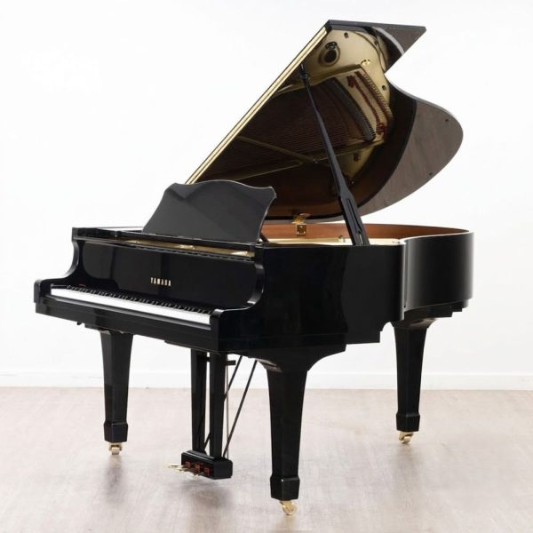 Yamaha S6B