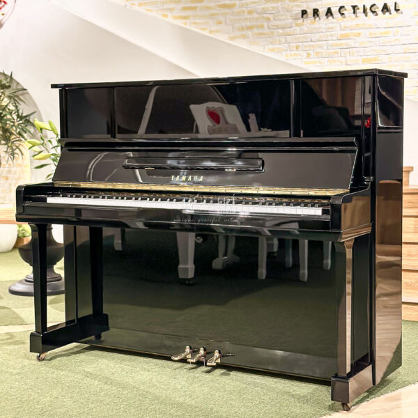 Đàn Piano Yamaha UX10 Cao Cấp tại Đức Trí Music