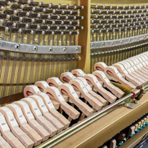 Soundboard đàn Piano Yamaha U1