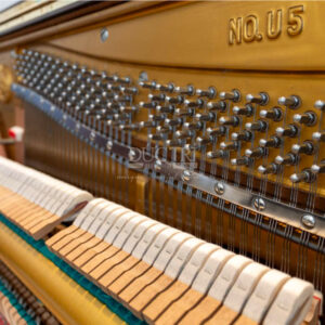 chốt-lên-dây-đàn-piano-Yamaha-U5C