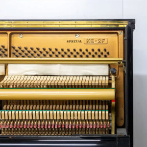 frame-kim-loại-trên-đàn-piano-Kawai-KS2F-special