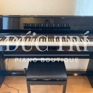 mặt trước đàn piano điện Roland DP990RF
