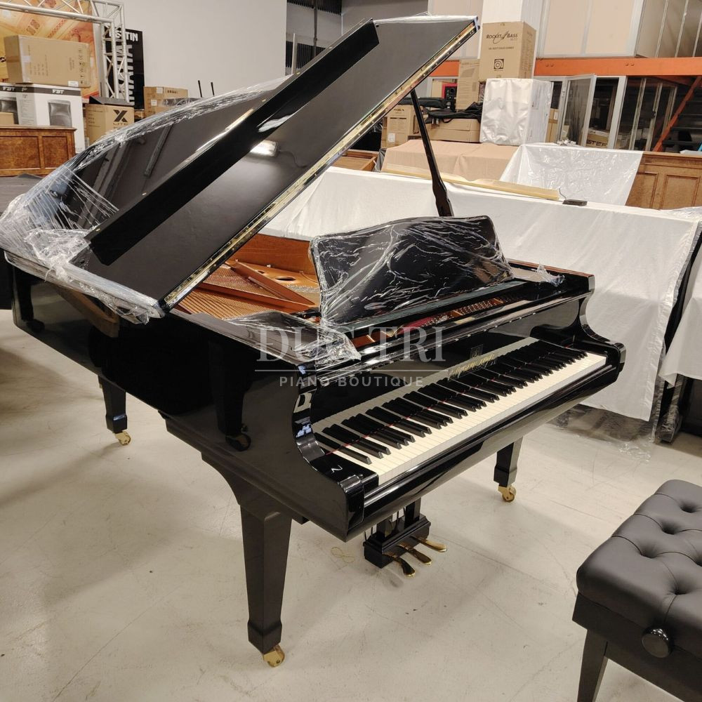 Shigeru Kawai SK5 4 Hệ thống 3 pedal phản hồi gồm_ Damper, Sostenuto và Soft chuẩn xác