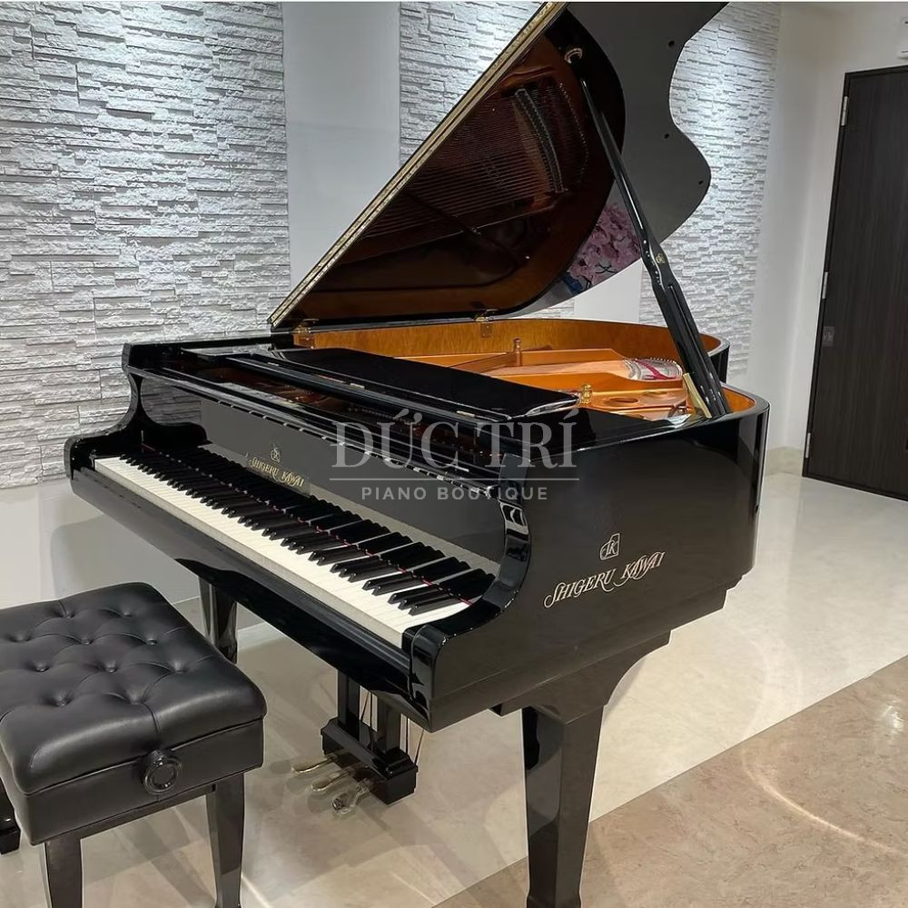 Shigeru Kawai SK5 1 Shigeru Kawai được chế tác từ gỗ vân sam nguyên khối