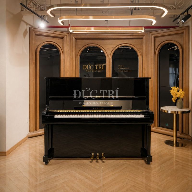 Góc chính diện của đàn Yamaha U3G
