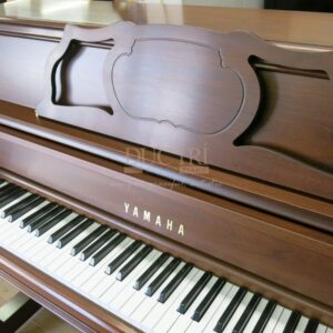 Hình ảnh bàn phím Đàn Piano Yamaha YF101W Upright