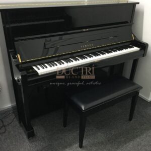 Hình ảnh trực diện của Đàn Piano Kawai KU3