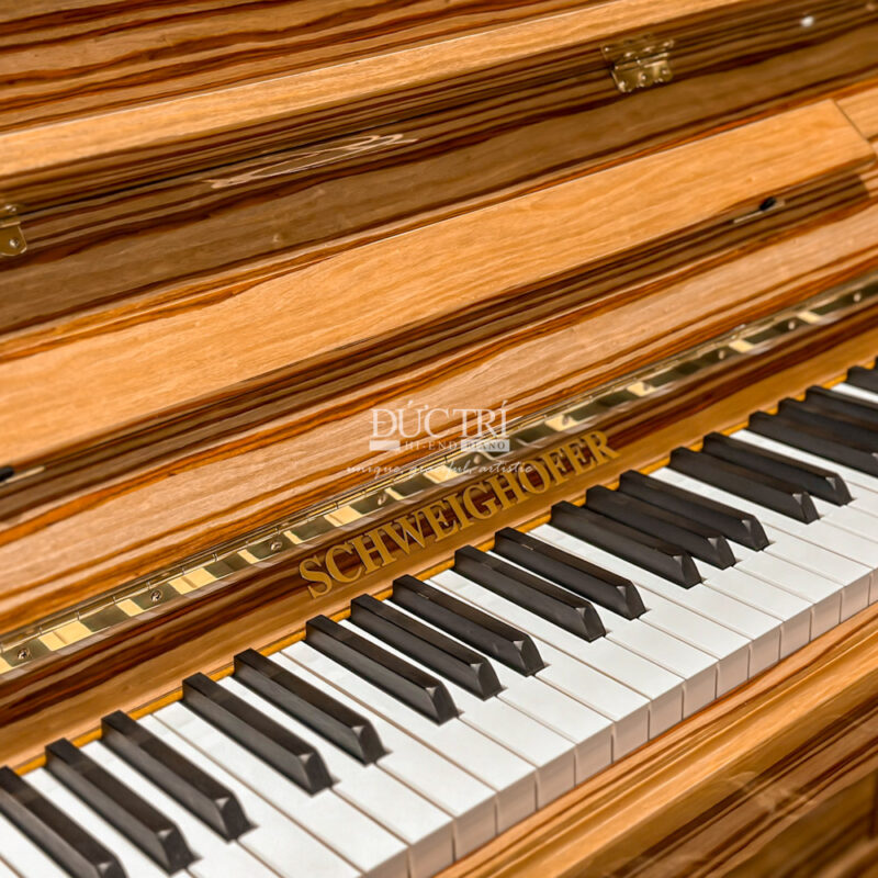 Đàn piano Schweighofer up126 cao cấp tại Piano Đức Trí