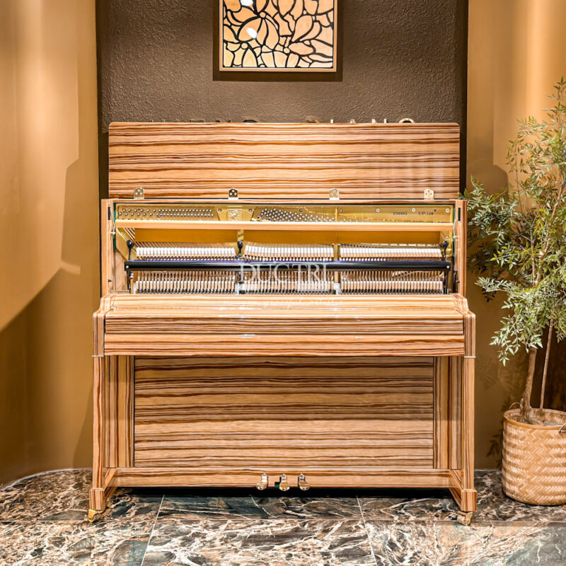 Đàn piano Schweighofer up126 cao cấp tại Piano Đức Trí