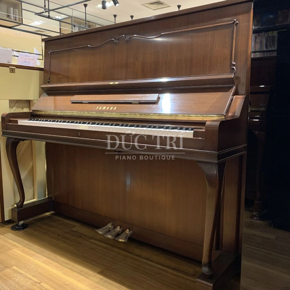 Yamaha Ux50WnC 2 Thiết kế ngoại hình sang trọng