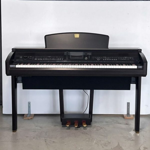 Yamaha CVP-405