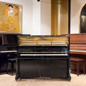 Yamaha UX1 tại Đức Trí Piano Boutique