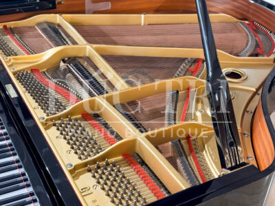 Bộ máy và dây đàn piano Yamaha G1B