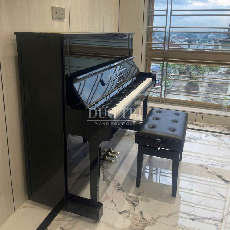 Chân đàn của đàn Yamaha U1H seri 3.0