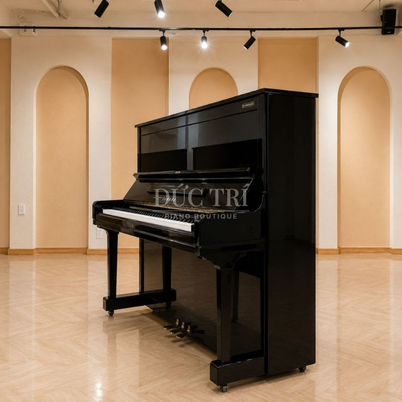 Đàn piano đứng Yamaha U1E góc nhìn bên cạnh