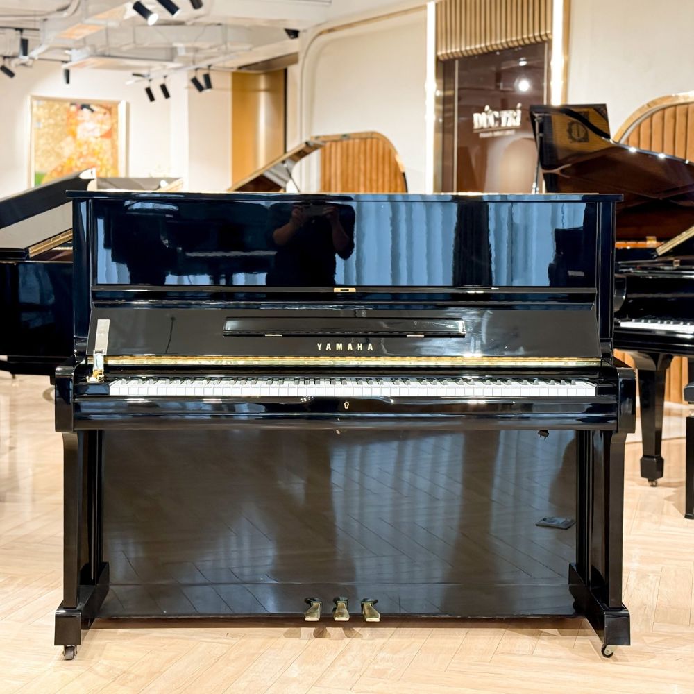 Dan piano upright Yamaha U1A Yamaha U1A Đàn piano upright Yamaha U1A