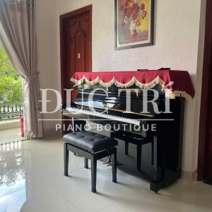 Đàn yamaha U1E tại nhà khách hàng