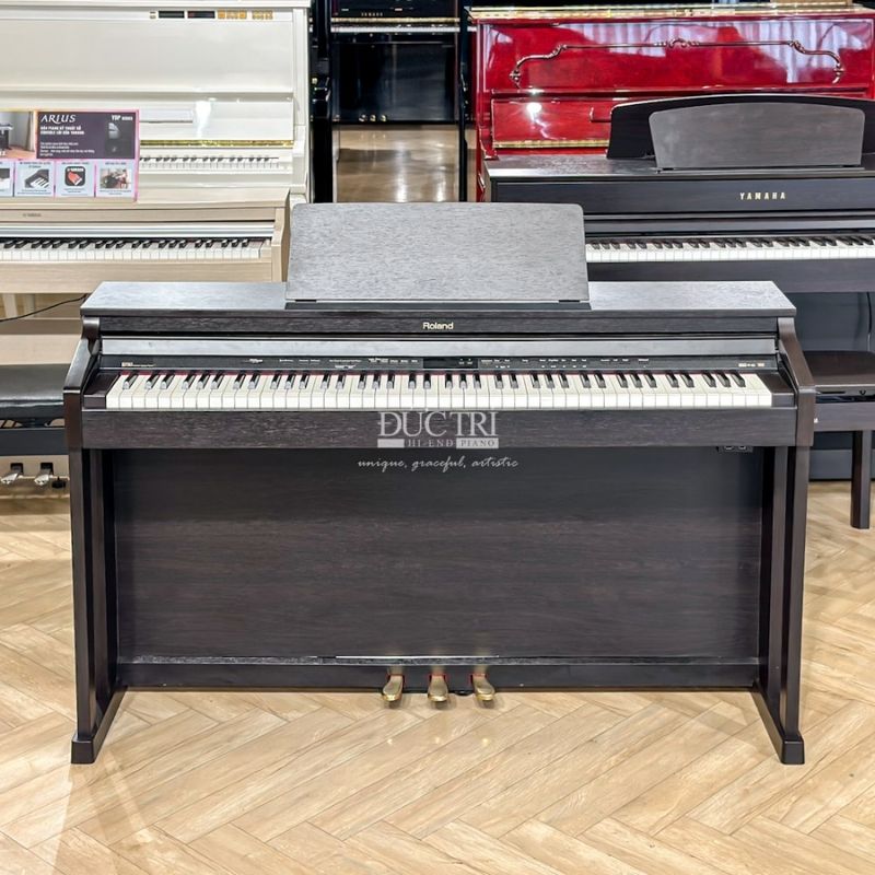 Góc cạnh của Đàn Piano Roland HP-601