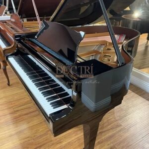 Góc cạnh của Đàn Piano Yamaha C1X