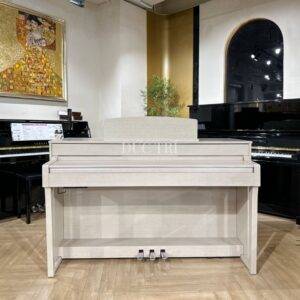 Góc cạnh của Đàn Piano Yamaha CLP-645