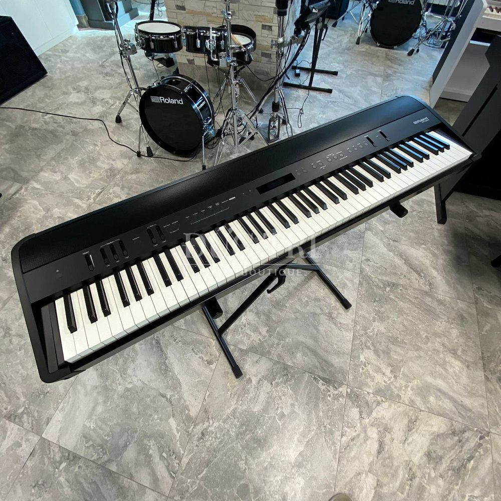 Hinh anh Roland FP 60X tu phia tren Roland FP-60X Hình ảnh Roland FP-60X từ phía trên