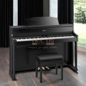 Hình ảnh góc nghiêng Đàn Piano Roland HP 704 PE