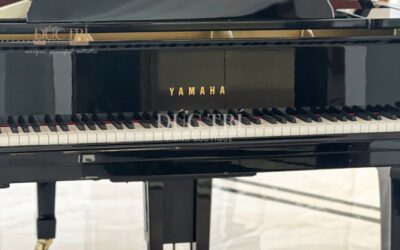 Logo đàn Đàn piano Yamaha G1B