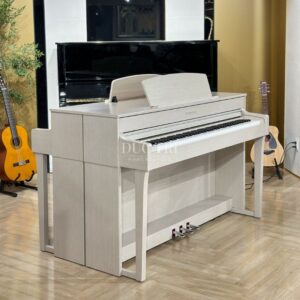 Piano Yamaha CLP-645 đang được trưng bày tại showroom của Piano Đức Trí