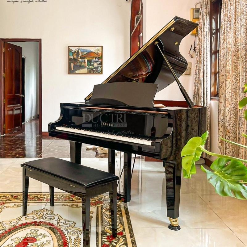 Piano cơ Yamaha C3X