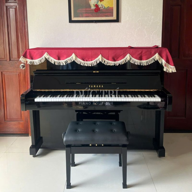 Thiết kế của đàn Yamaha U1E
