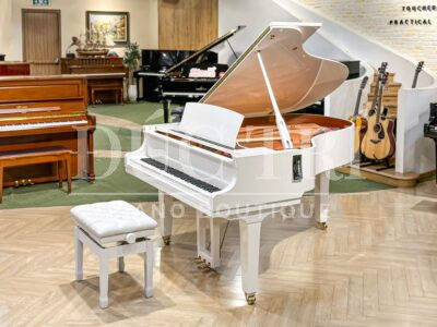 Yamaha C3X Whithe New đang được trưng bày tại showroom Đức Trí Piano Boutique