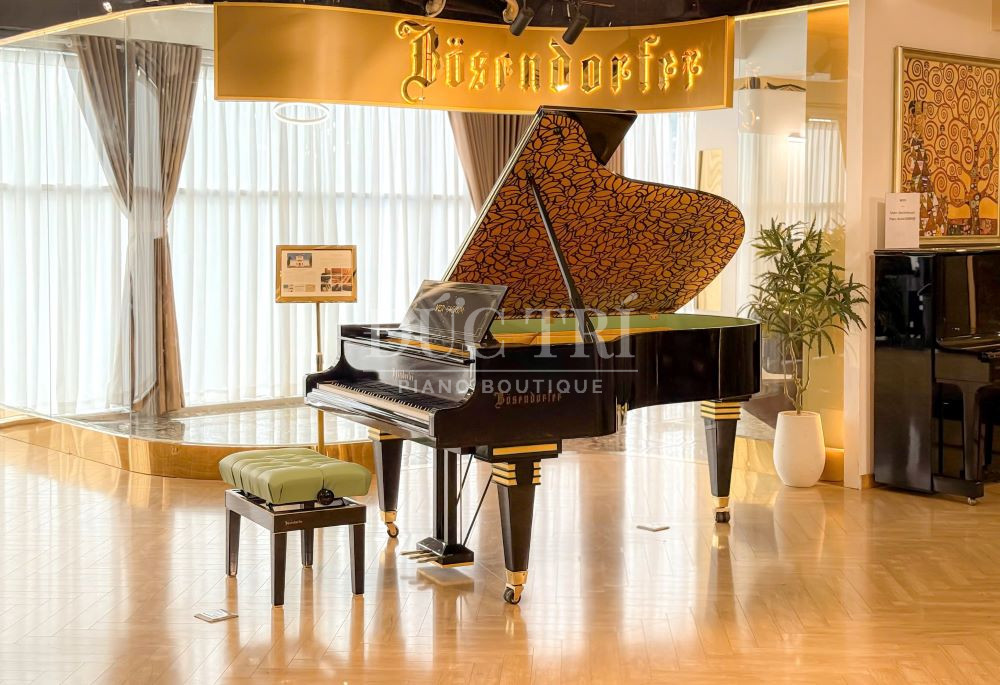 đàn piano Bosendorfer Secession đang được trưng bày tại Đức Trí Piano Boutique
