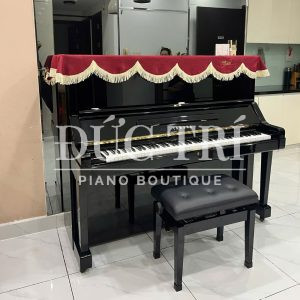 mặt trước của đàn Yamaha UX