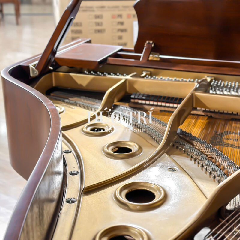 Khung đàn piano Yamaha C3B Màu gỗ