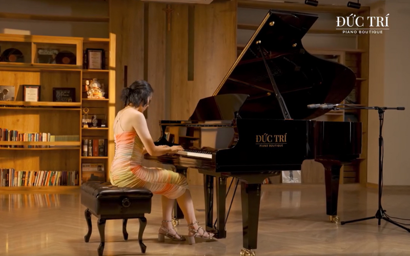 Hành Trình Cùng Tiếng Đàn – Crystal Xu và Sức Mạnh Âm Nhạc Xóa Nhòa Mọi Khoảng Cách