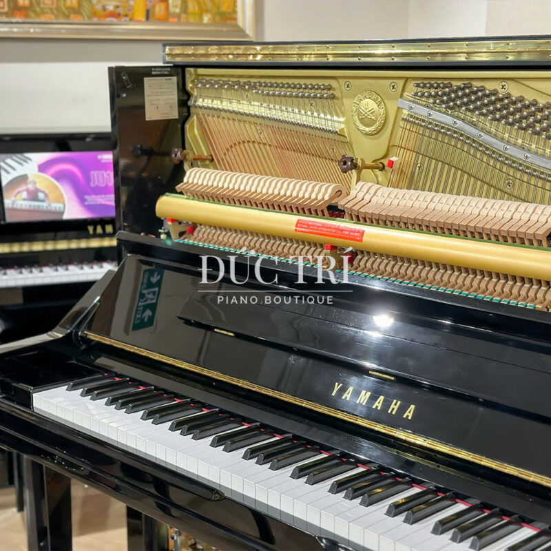 Máy đàn Yamaha YU30SEB