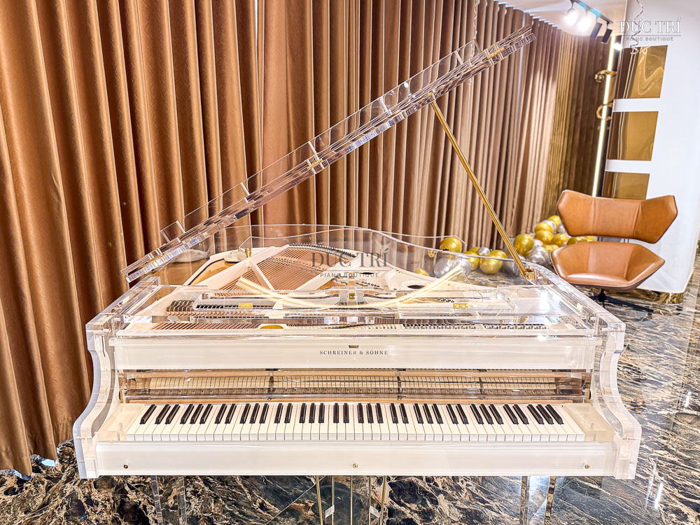 Schreiner & Sohne Crystal SG168 tại showroom Piano Đức Trí