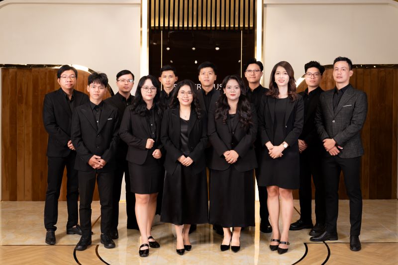 Hình ảnh toàn bộ đội ngũ nhân sự của Đức Trí Piano Boutique 1