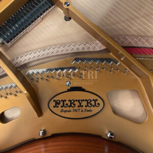 Iron Frame-Grand-Piano-Petrof-F190