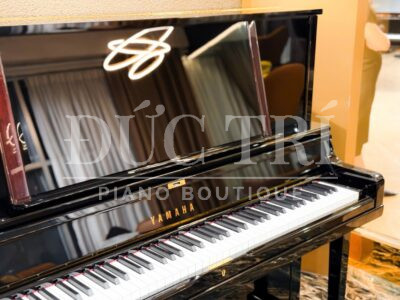 Phím đàn trên piano Yamaha YUS5