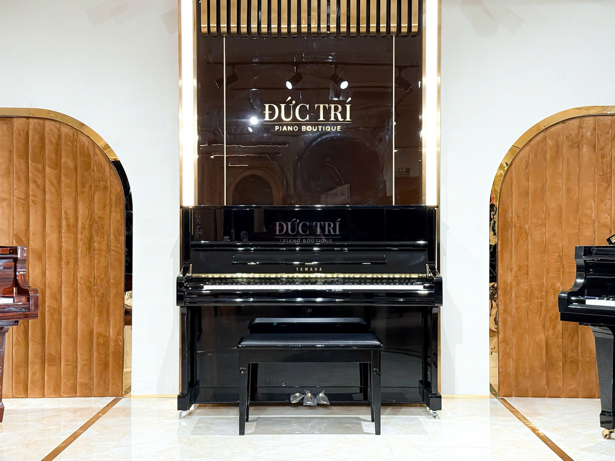 Yamaha U1JPE 9 Đàn piano Yamaha U1JPE