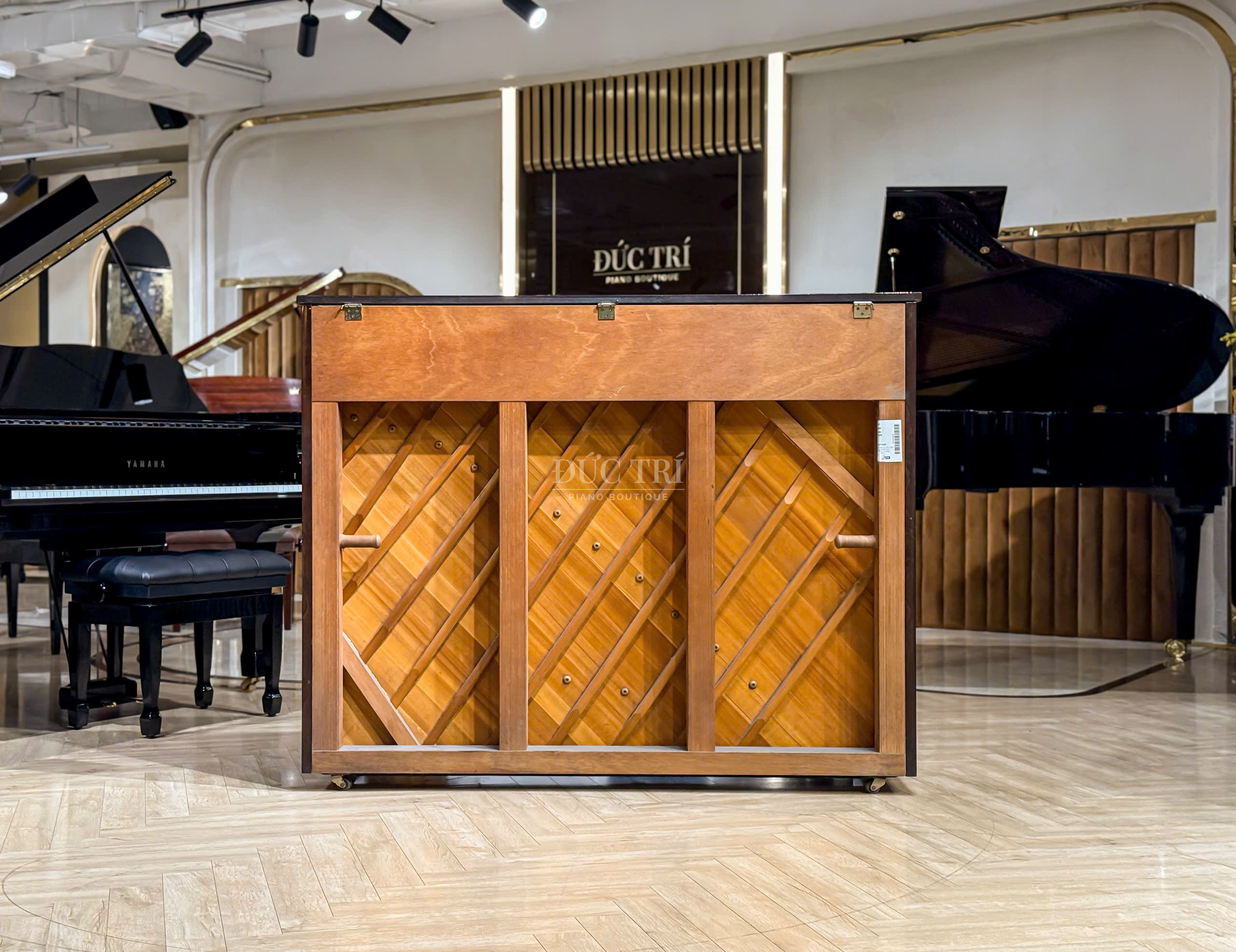 Yamaha W110BĐê 10 Khung đàn piano Yamaha W110BĐê