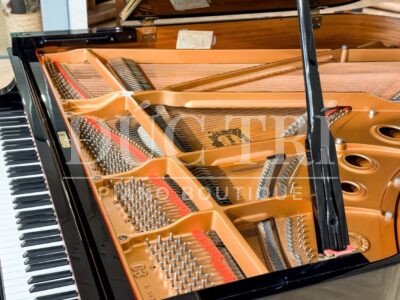 Bộ máy, dây và thanh chống nắp đàn piano Yamaha C3L