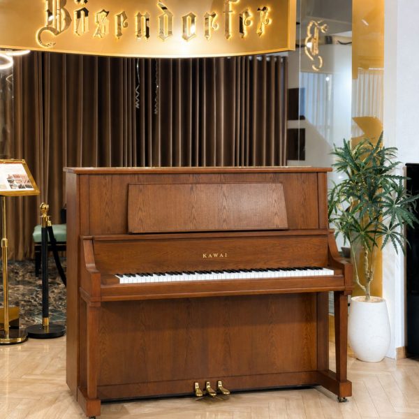 Kawai KL-703