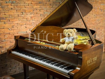 Phím đàn trên đàn Yamaha G3B Walnut