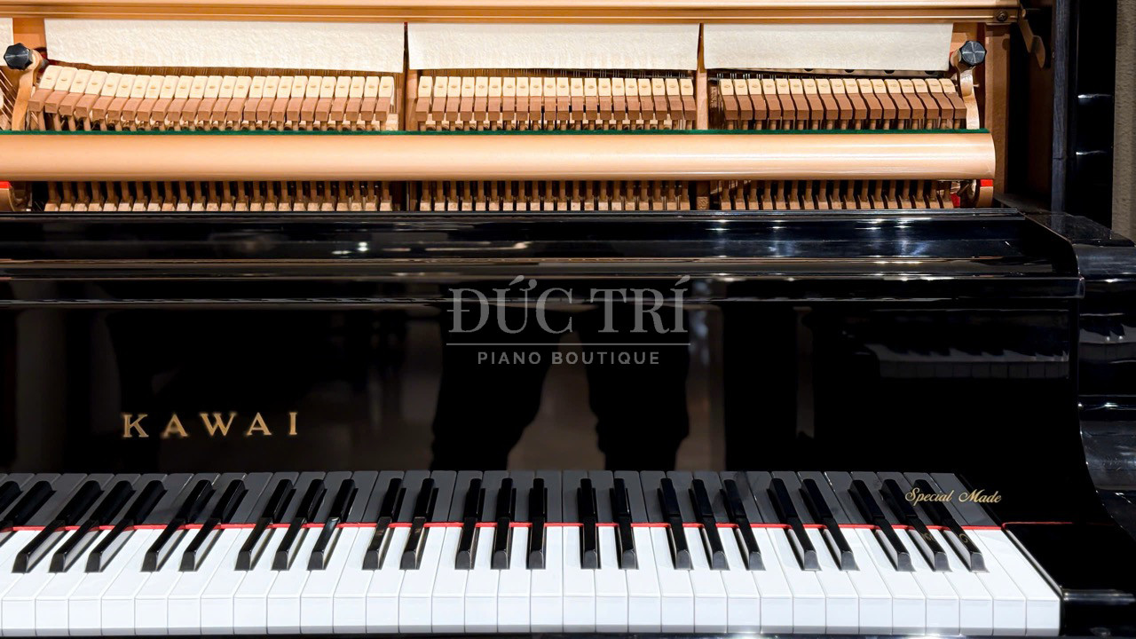 Kawai DS80 3 Đàn Piano Kawai DS80 Special Made tại Piano Đức Trí đã được hoàn thiện căn chỉnh, sẵn sàng cho việc trải nghiệm