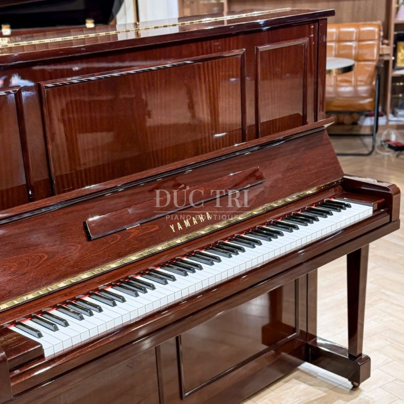 Phím đàn trên đàn Yamaha U30Sa