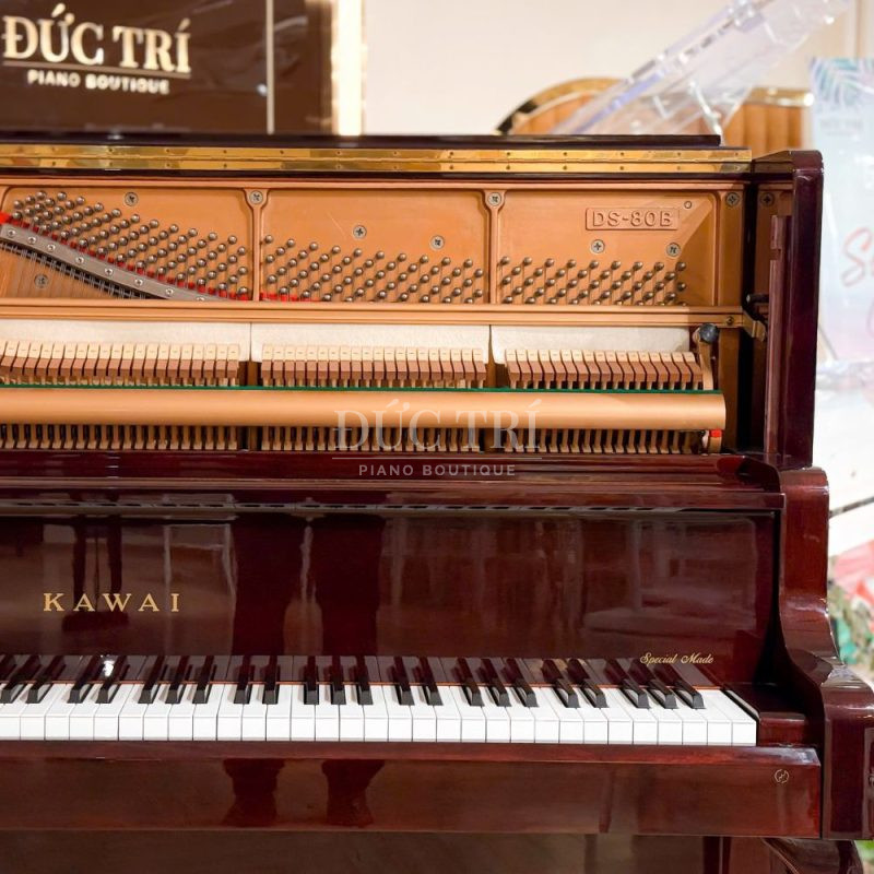 Bên trong đàn Kawai DS-80B