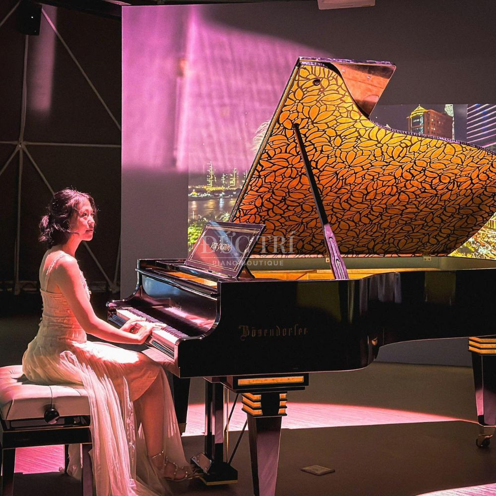 Bosendorfer Model 214VC dai duong cam dong Vienna Concert giá đàn Bösendorfer Bösendorfer Model 214VC đại dương cầm dòng Vienna Concert
