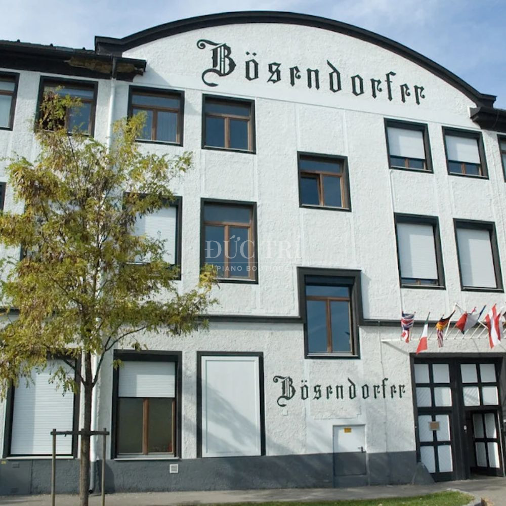 Nha may Bosendorfer tai Wiener Neustadt noi san xuat ba tram cay dan moi nam Bösendorfer Yamaha Nhà máy Bösendorfer tại Wiener Neustadt nơi sản xuất ba trăm cây đàn mỗi năm